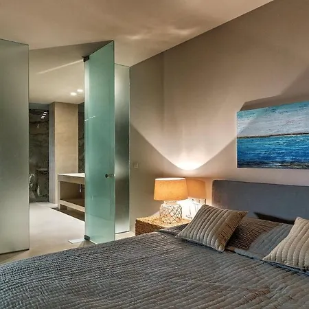Vila One Br Private Honeymoon Peaceful Mylo With Living Close To Mylopotas *