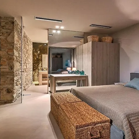Vila One Br Private Honeymoon Peaceful Mylo With Living Close To Mylopotas